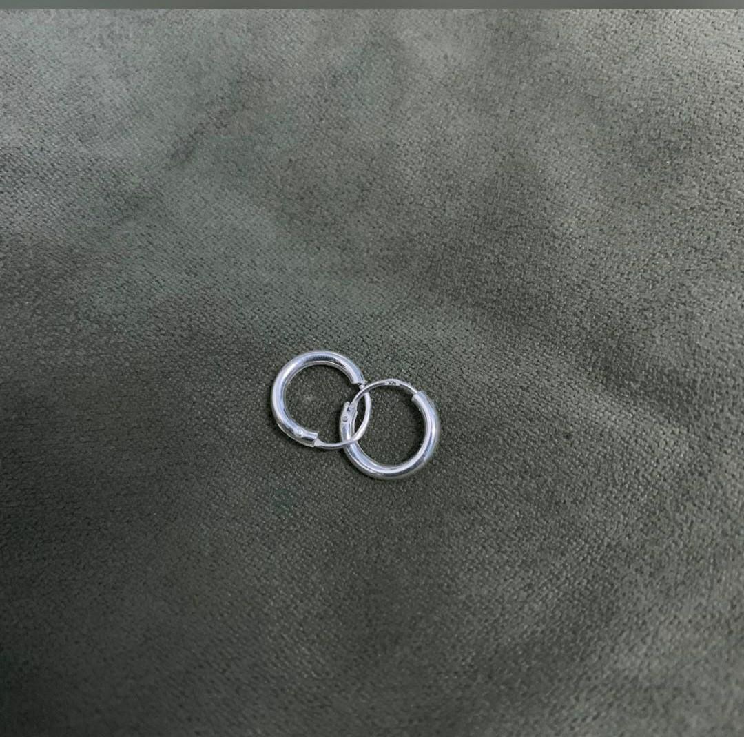 Unisilver outlet hoop earrings