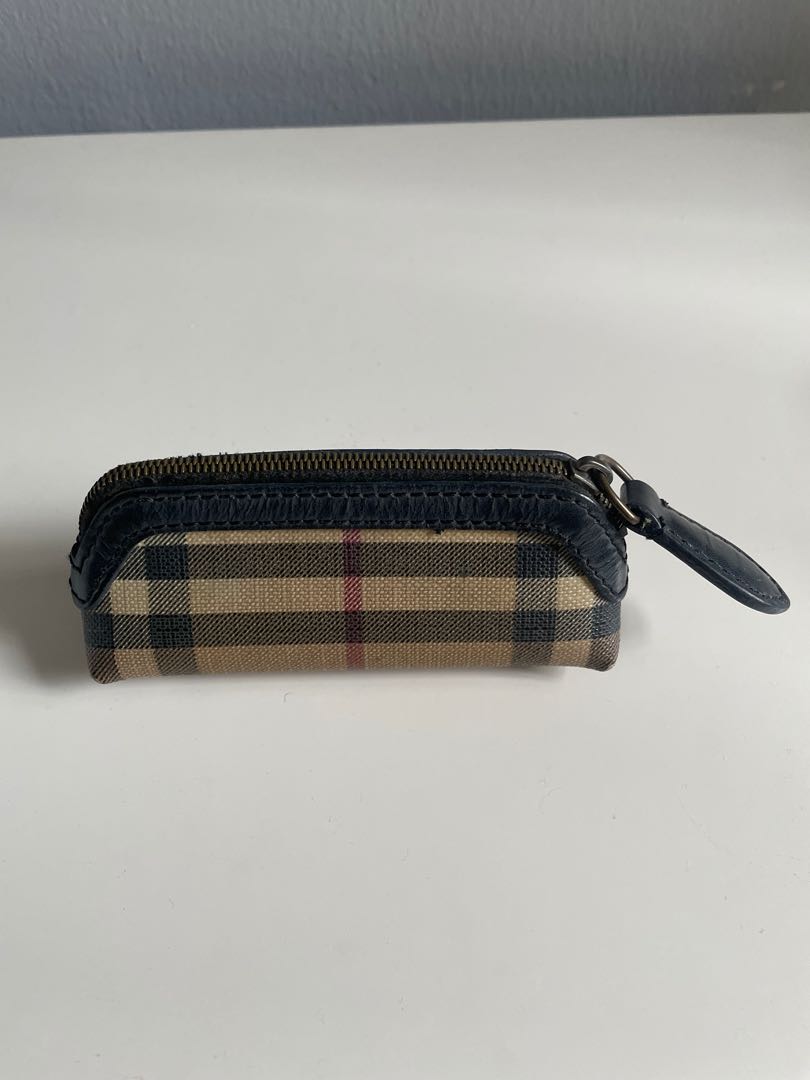burberry key pouch