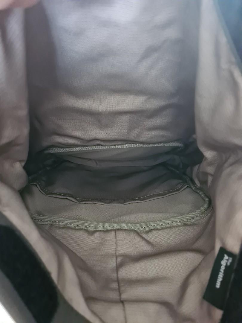 Crumpler - The algorithm (Category: Backpacks) located in Singapore. Submitted by deee08 (Listing ID 1095925840, Image 6). Description: Crumpler bagpack - The algorithm condition - 9/10. used once/twice only. still looking brand new clean and brand new interior..