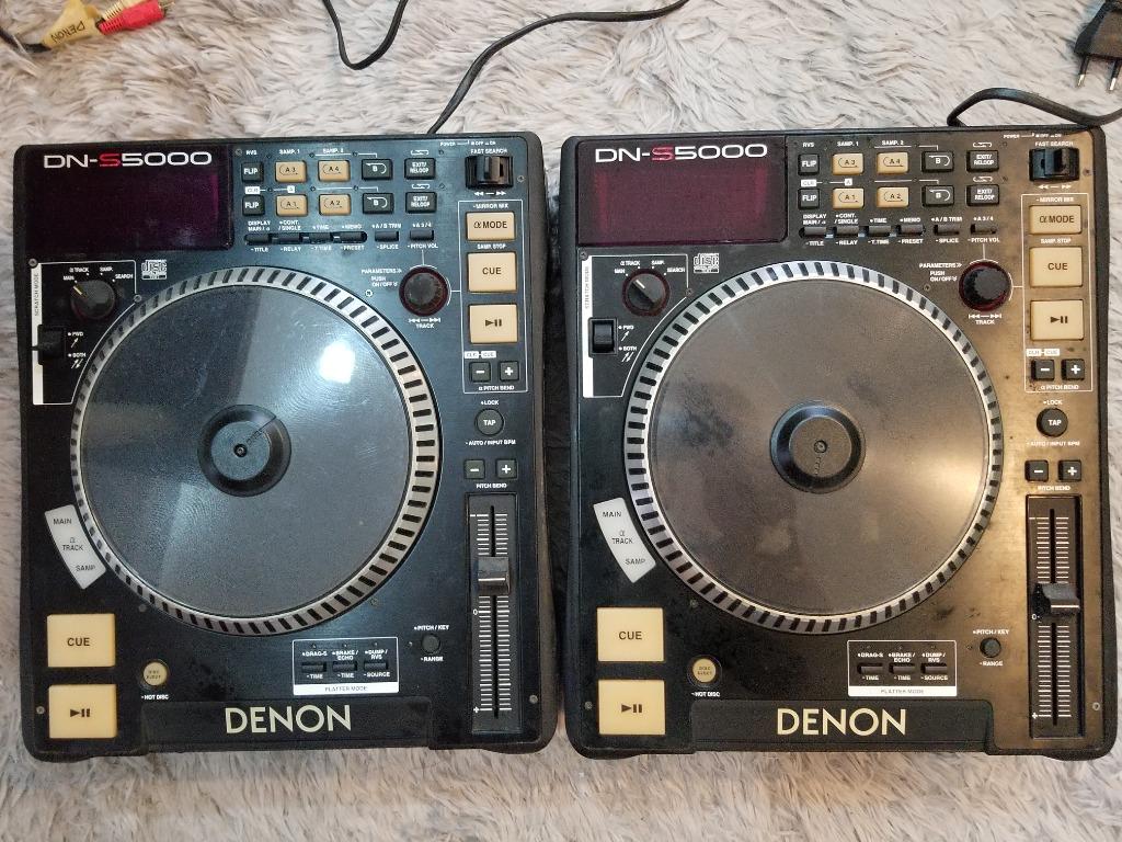Denon DN-S5000 DJ CD Players (1 Pair) + Flightcase, Audio