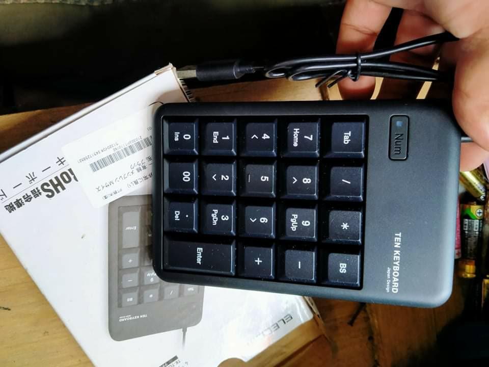 Elecom number pad (Category: Computer Keyboard) located in Quezon City. Submitted by eilgaraje (Listing ID 1095917083, Image 2). Description: As posted Ten key board japan design.