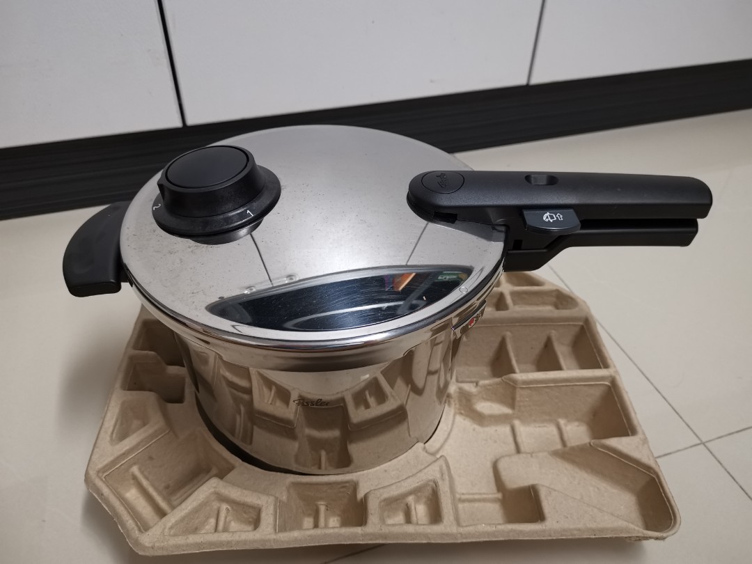 Fissler Pressure Cooker, TV & Home Appliances, Kitchen Appliances