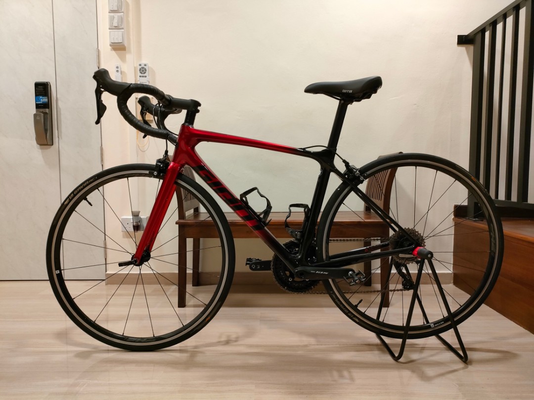 GIANT TCR Advanced 2 KOM 2020 National Day Edition