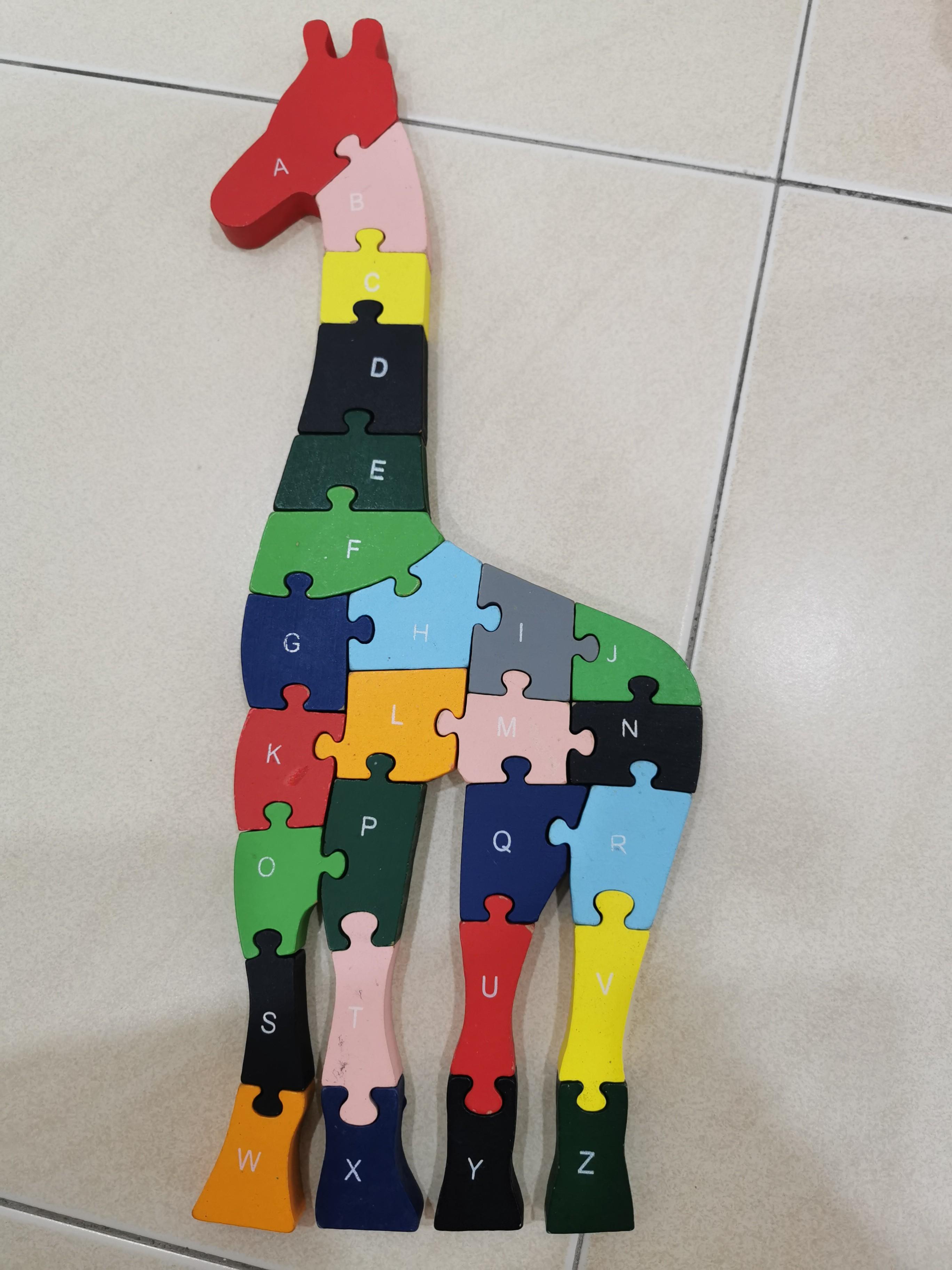 Giraffe alphabet puzzle on sale