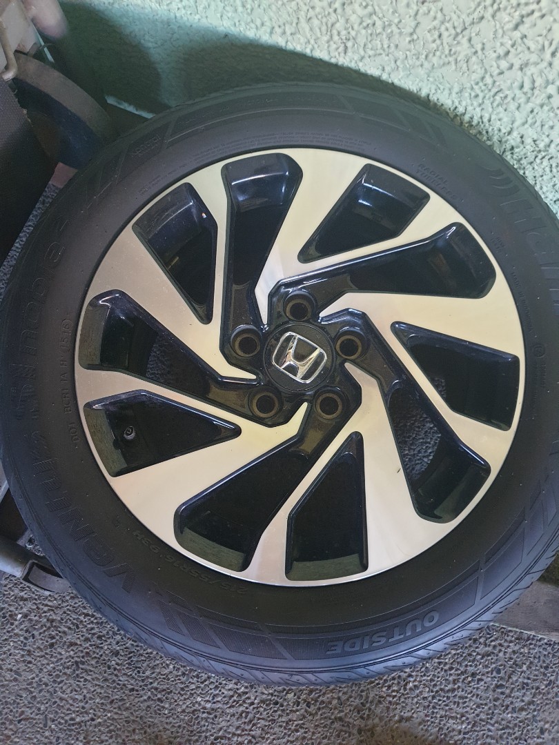 Honda civic spare mag and tire, Car Parts & Accessories, Mags and Tires