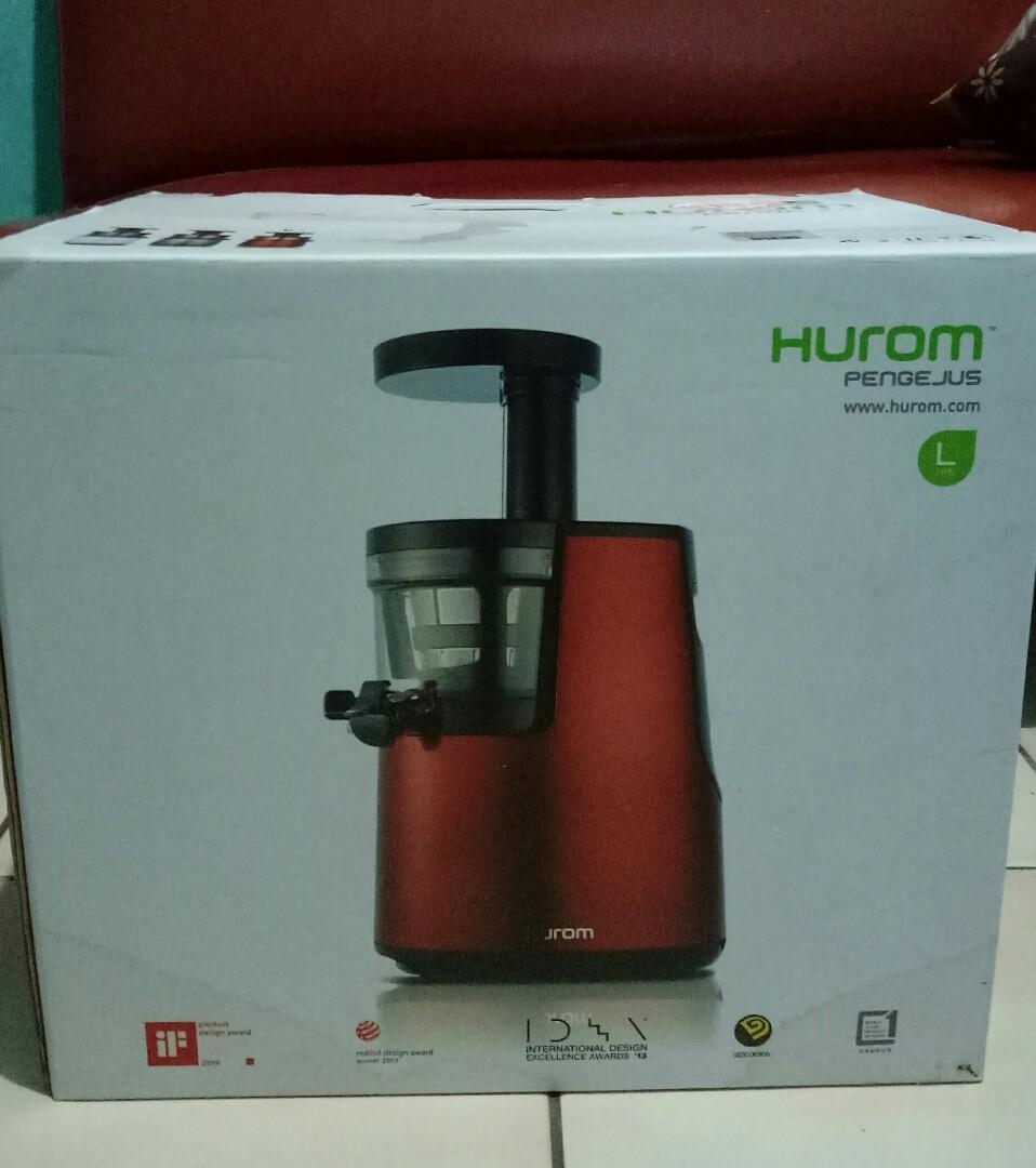 Hurom Second Slow Juicer Bekas Warna Merah, Kitchen & Appliances di