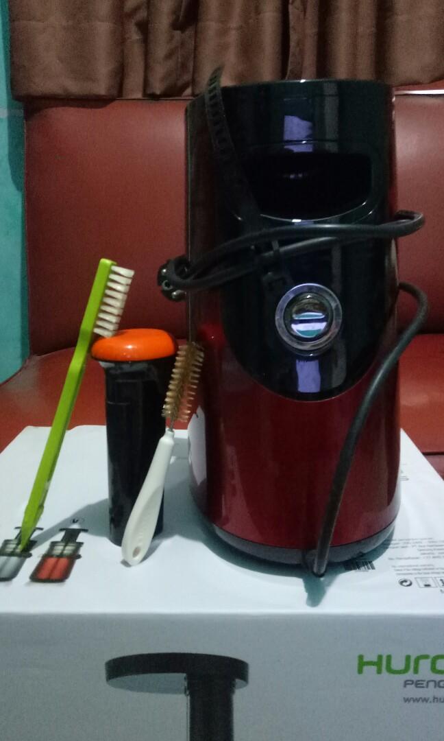 Hurom Second Slow Juicer Bekas Warna Merah, Kitchen & Appliances di