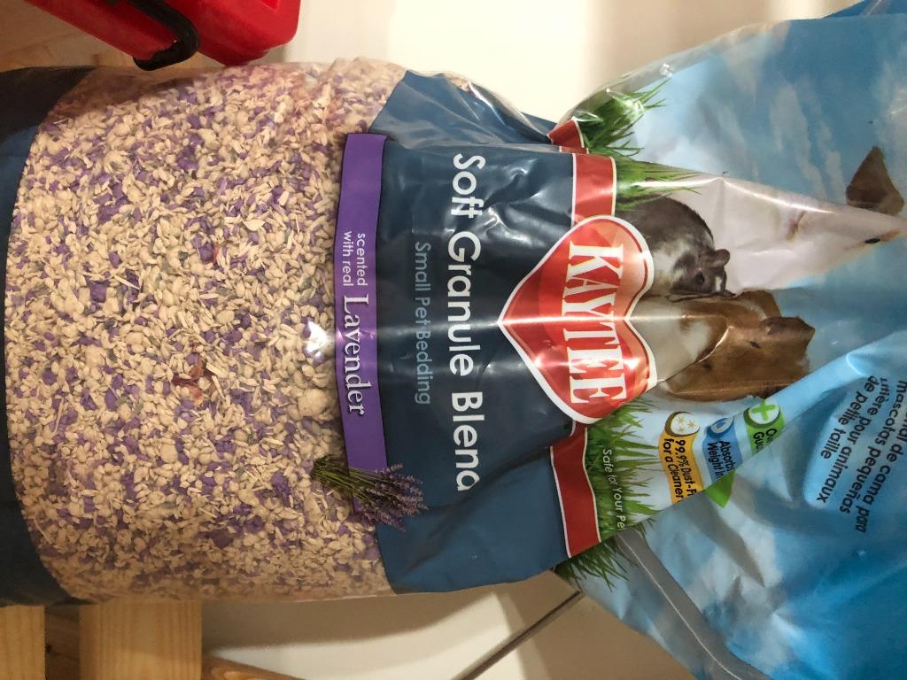 Kaytee Soft Granule Blend Lavender Bedding Pet Supplies Homes Other Pet Accessories on Carousell
