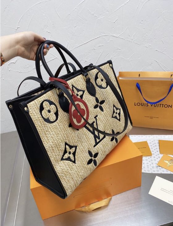 LV OnTheGo MM, Luxury, Bags & Wallets on Carousell