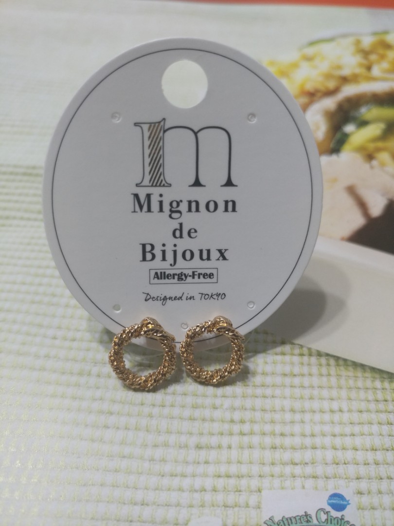 M Mignon De Bijoux Legit 日系耳環日本osewaya 日本手作耳環氣質耳環韓國耳環accessory 女裝 飾物及配件 耳環 Carousell