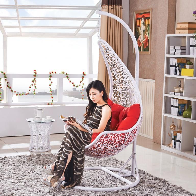 Moon shaped shop swing chair