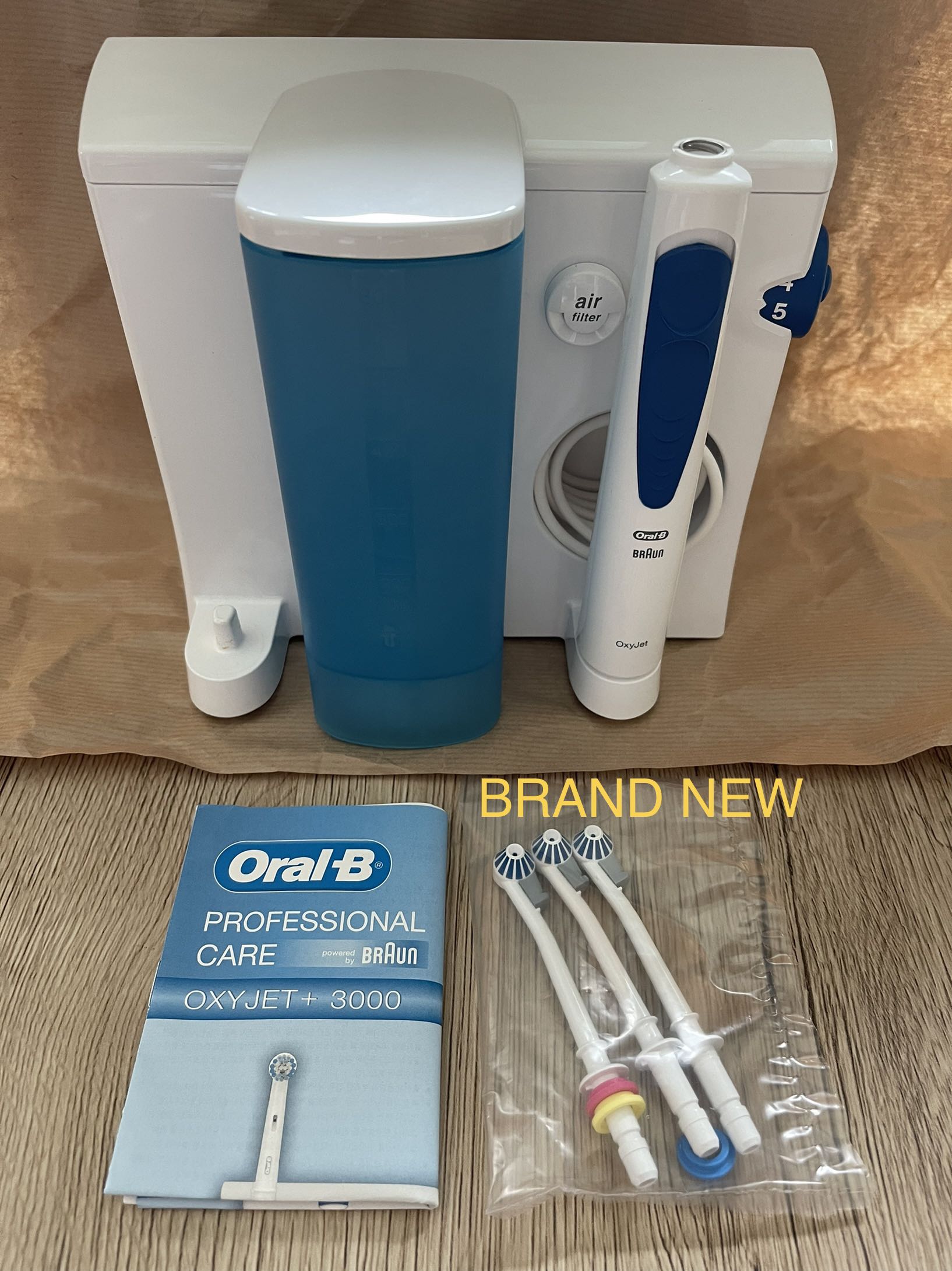 Oral-B OxyJet + 3 OxyJet Heads, Beauty & Personal Care, Oral Care on  Carousell