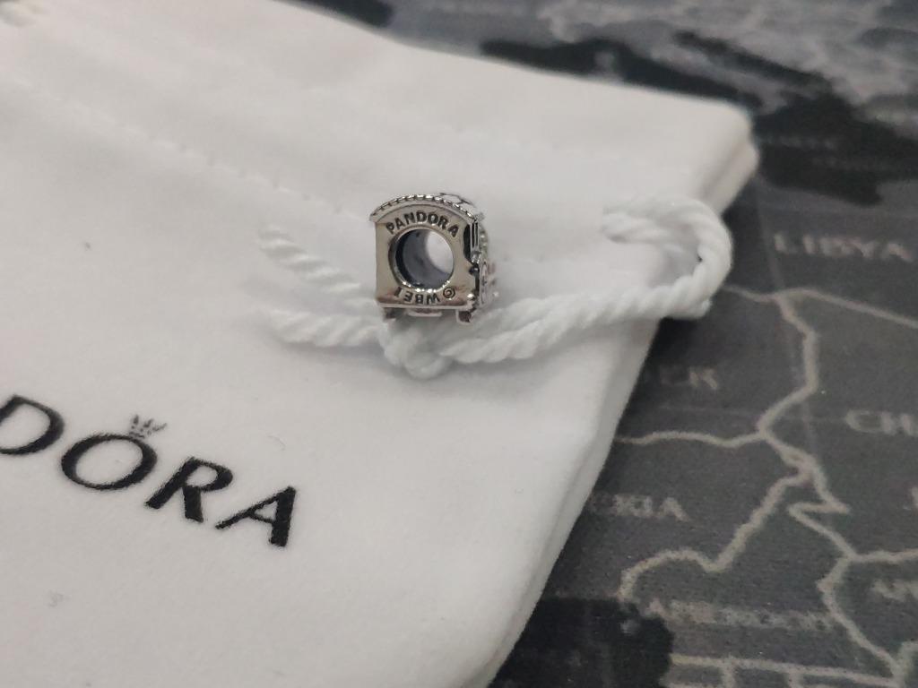 Pandora Harry Potter, Hogwarts Express Train Charm (Category: Accessories) located in Toronto. Submitted by laureenjohnson (Listing ID 1096000680, Image 2). Description: Processing time: 1-4 Days Delivery time: 6-10 Days 100% New and 100% Authentic Come with Pandora bag(Without Pandora box).