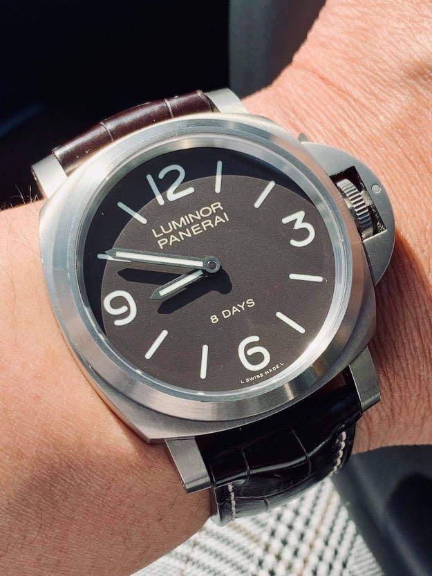 Panerai pam 562 hotsell