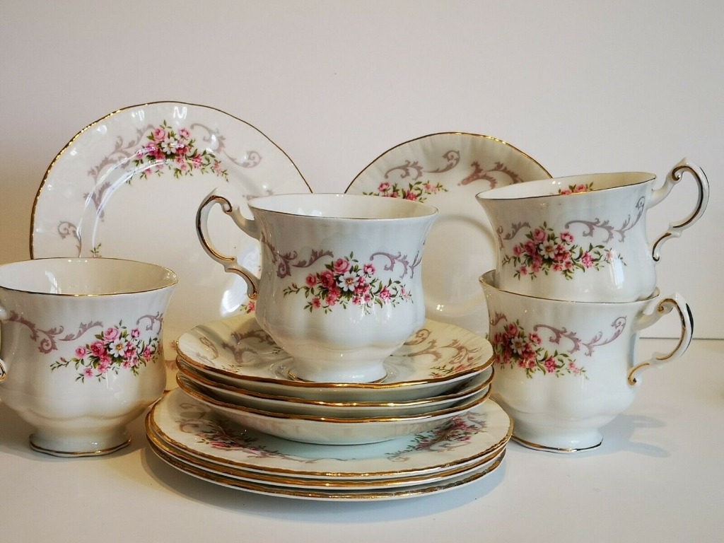Royal albert victoriana rose cheap