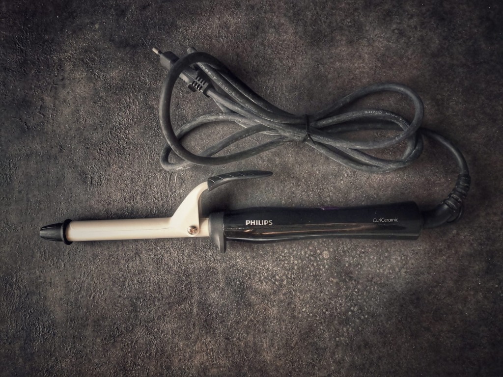 Philips Curl Ceramic HP8602 Beauty Personal Care Hair on Carousell