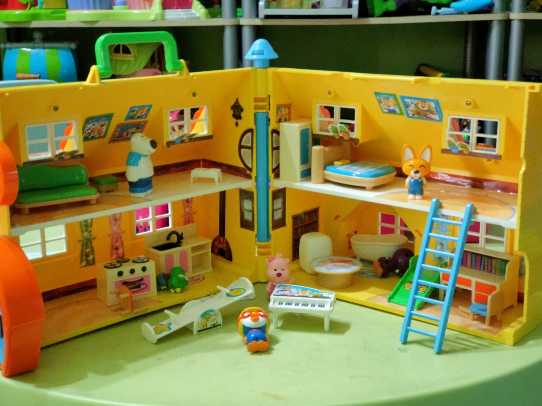 Pororo doll hot sale house