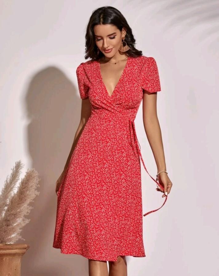 Red ditsy wrap dress store
