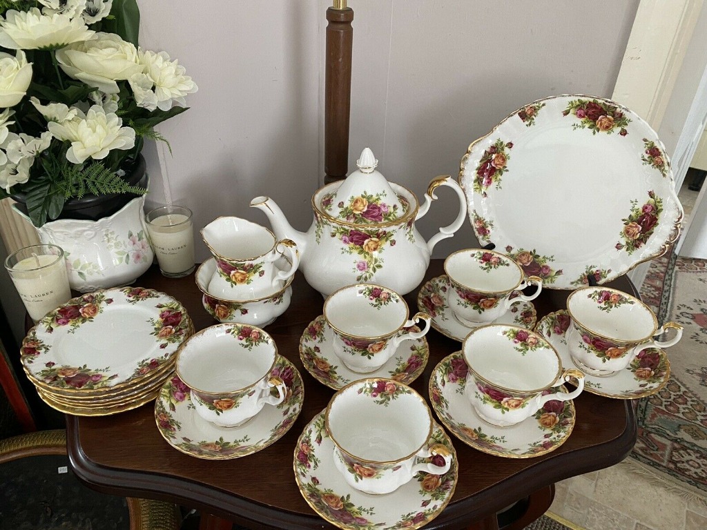 Old country online roses tea set