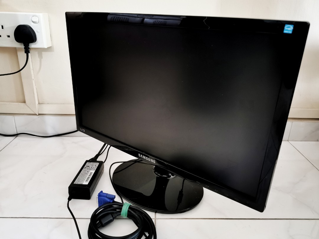 Samsung SyncMaster S20A300B 20" LED HD Computer Monitor 20 inch