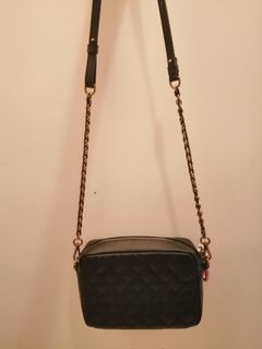（分類：）位於 。 由 carla17 提交（商品編號 1095913585，圖片 1）。簡介： 。