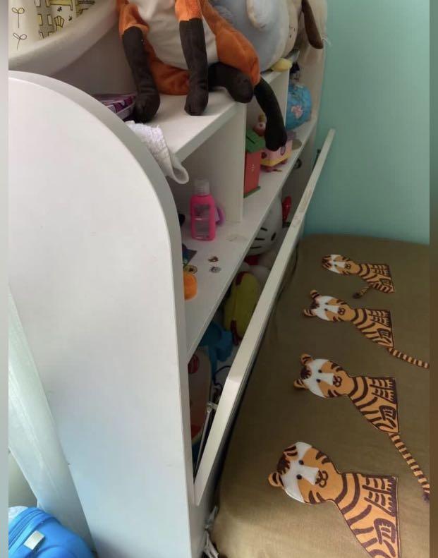 Super single bed frame & trundle bed for donation, Furniture & Home