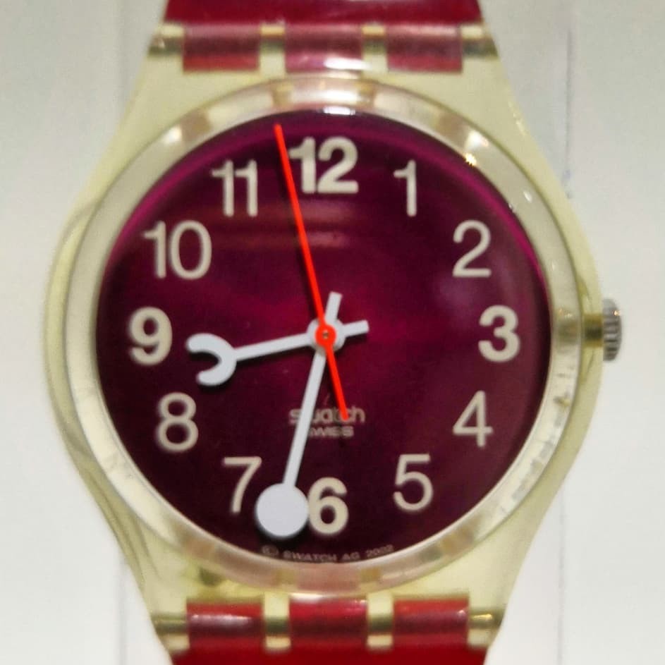 Swatch AG 2002 Cute Buzzin Round GE 100, Men's Fashion, Watches on Carousell