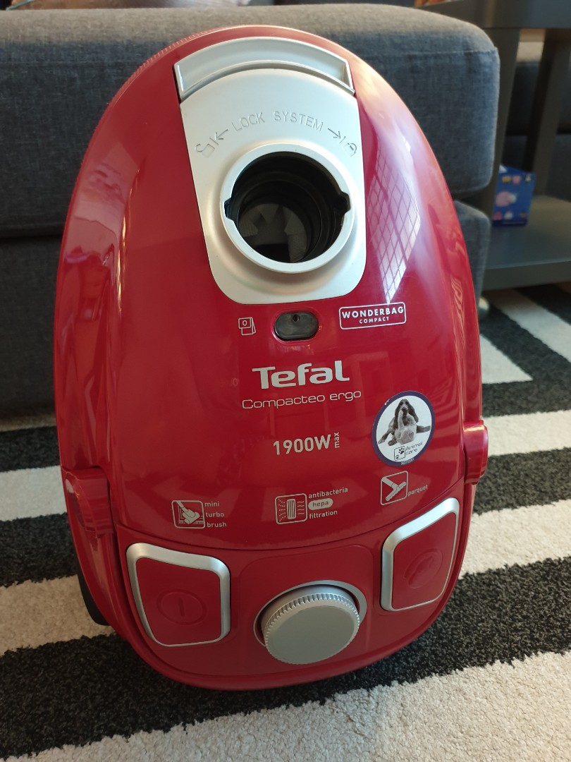 Tefal Vacuum Cleaner Ergo TW5243HO) + FREE Bags, TV & Home