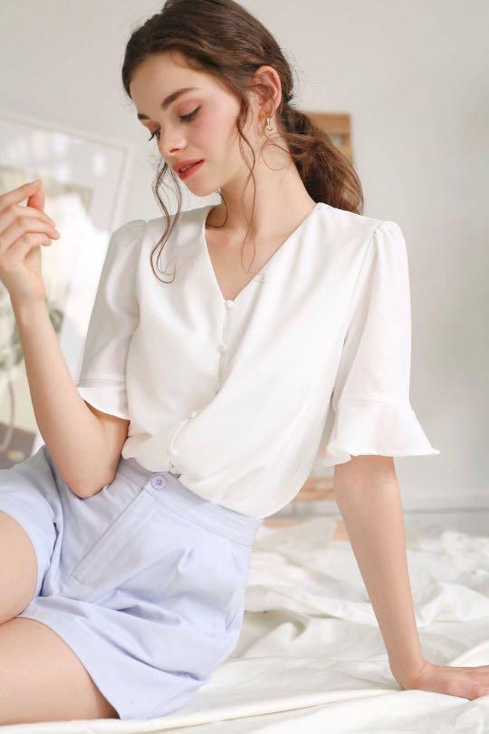 THE WILLOW LABEL GRACE BUTTONDOWN TOP WHITE, Women's Fashion ...