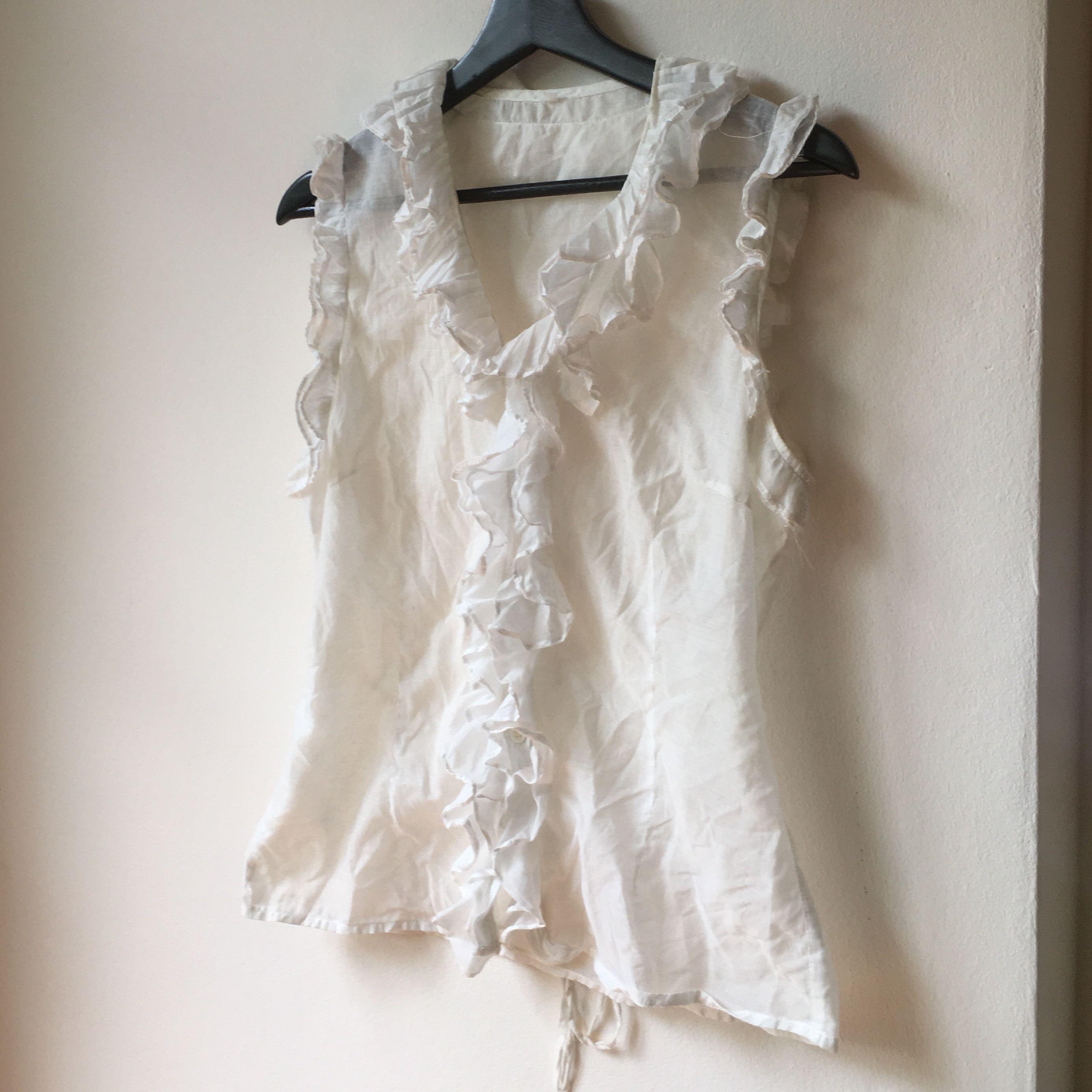 Vintage white ruffle blouse button up, Women's Fashion, Tops, Blouses on  Carousell