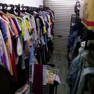 (Category: ) located in . Submitted by jes_kusaka (Listing ID 1095990018, Image 1). Description: .