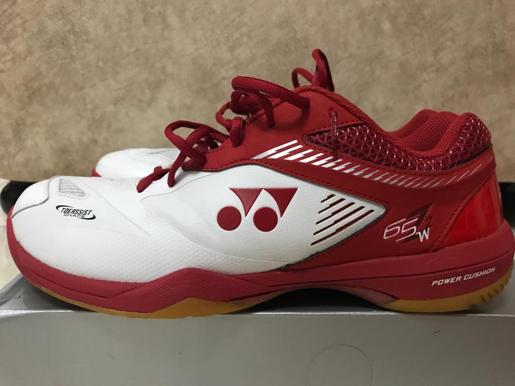 Yonex red top badminton shoes