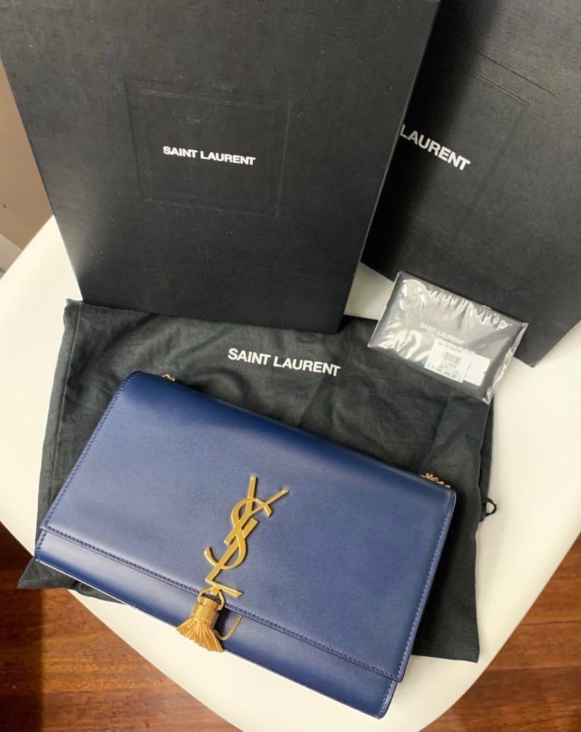 Kate medium with tassel in smooth leather store