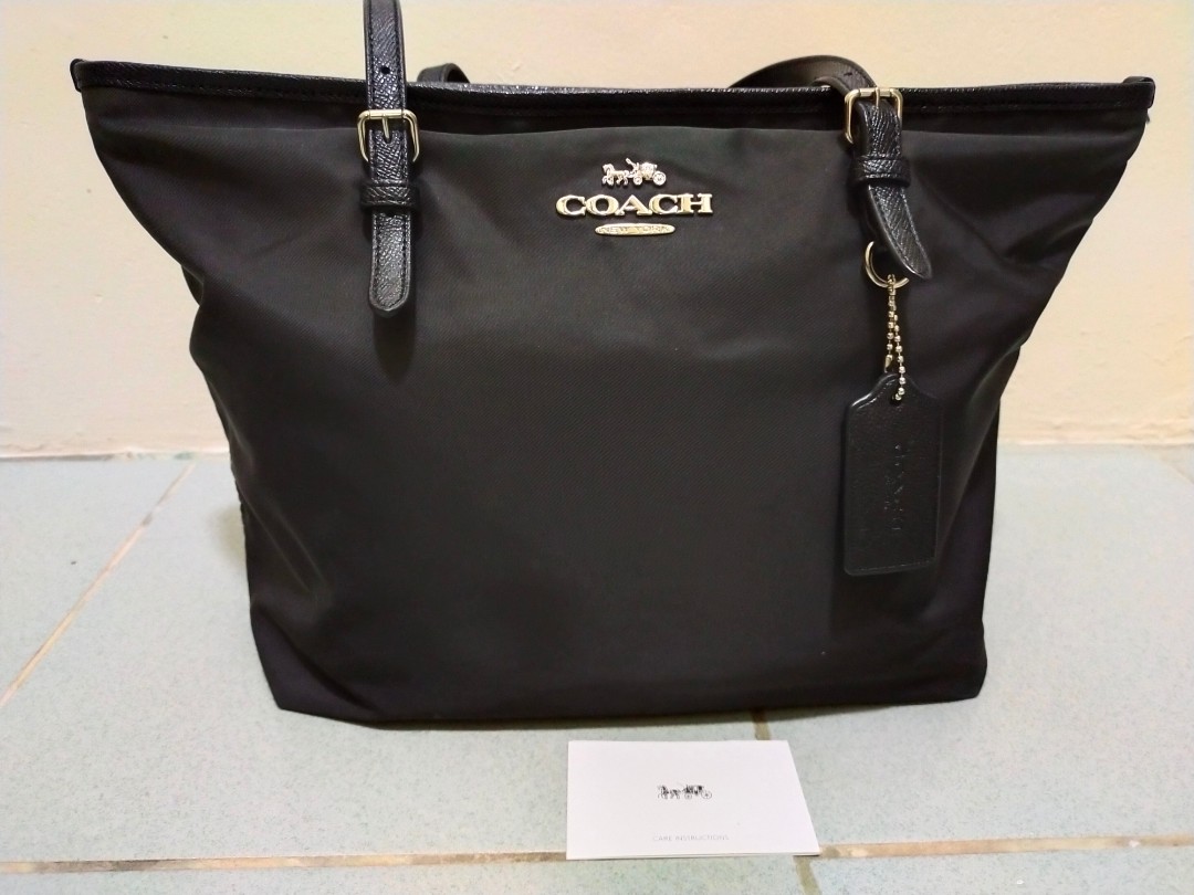 100% Authentic Coach Nylon Tote Bag, Women's Fashion, Bags & Wallets, Tote  Bags on Carousell