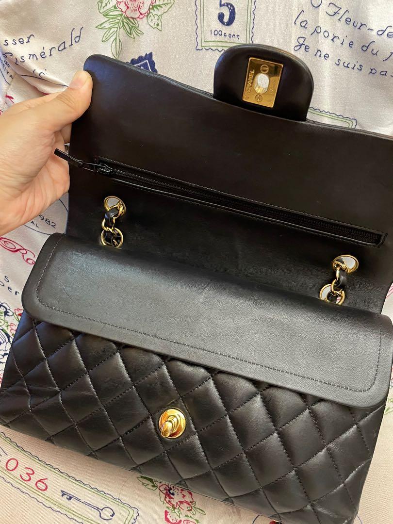 2021 Chanel Classic Flap Bag 25 , 名牌, 手袋及銀包- Carousell