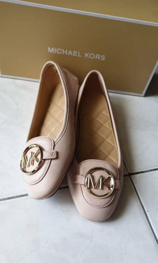 Mk sale flat shoes