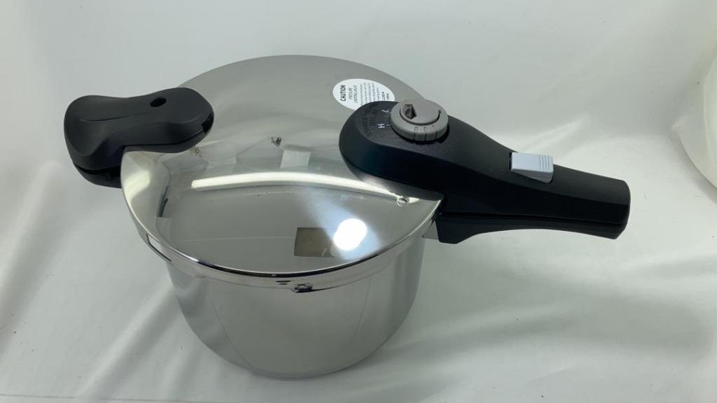 Baccarat Rapid Pro Pressure Cooker 22cm 6L