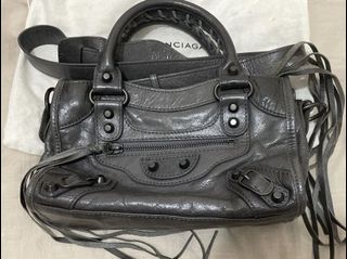 （分類：）位於 。 由 sellingthiss 提交（商品編號 1096262409，圖片 1）。簡介： 。