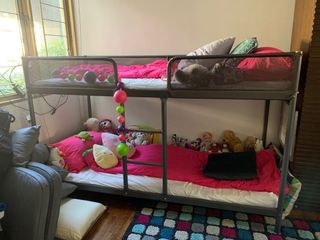 (Category: ) located in . Submitted by deborahroques (Listing ID 1096180429, Image 1). Description: .