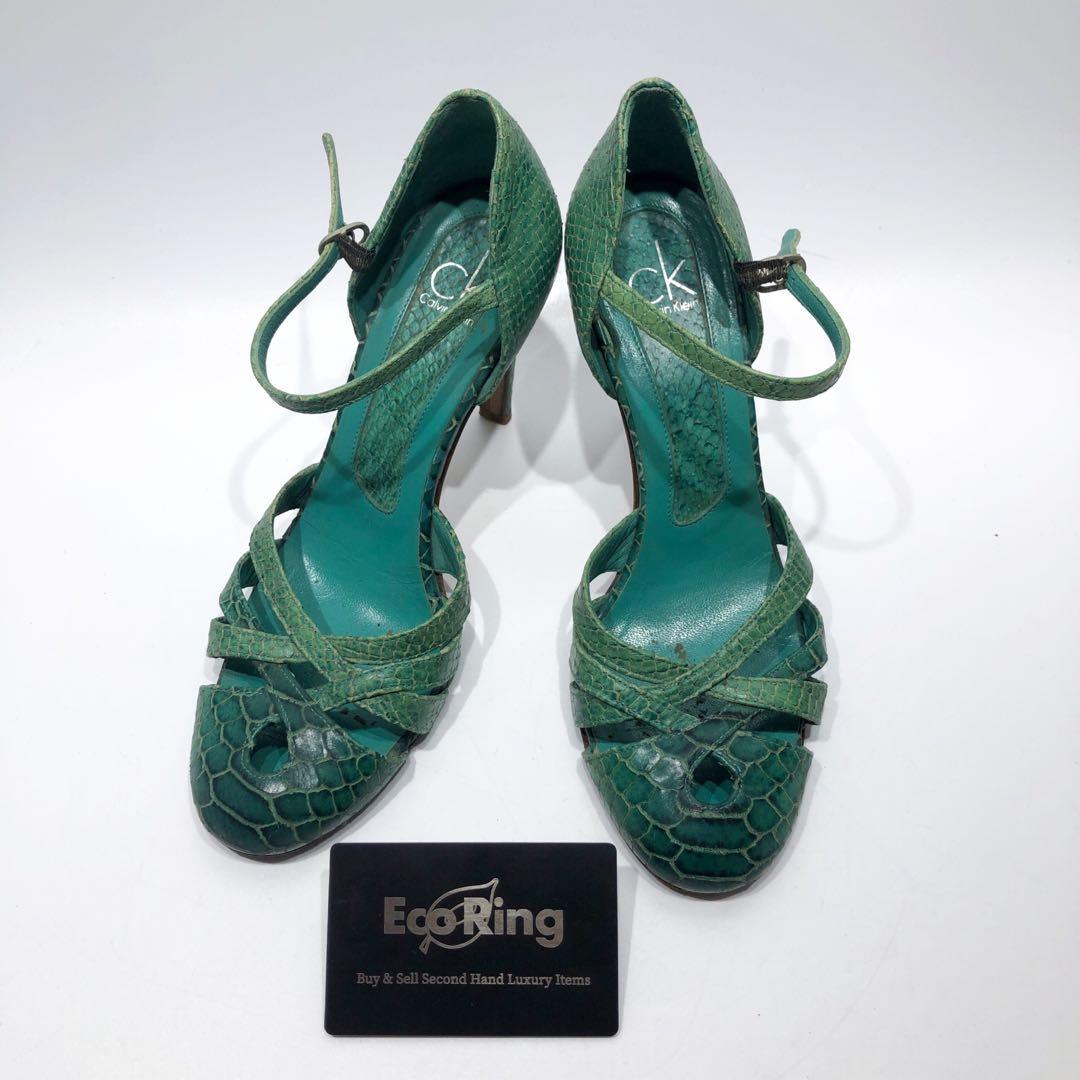 CALVIN KLEIN GREEN HEELS 217011895 &, Luxury, Sneakers & Footwear on  Carousell