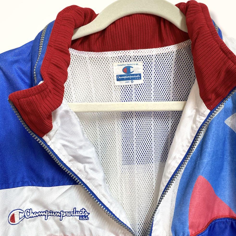 CHAMPION Vintage Track Jacket (Category: Coats, Jackets and Outerwear) located in Angeles City. Submitted by chaqi (Listing ID 1096192583, Image 3). Description: ✨ decluttering sale ✨ CHAMPION Tri-color Track Jacket with zip-in hood at the back collar > oversized fit for women > fits sizes L-XL flaws: slightly faded on logo coloring and loose garter band .