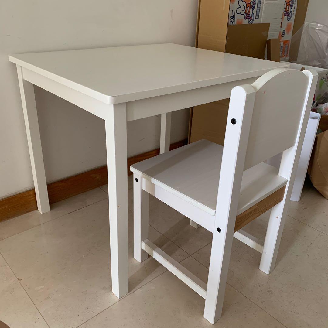 Children s Sundvik table and chair