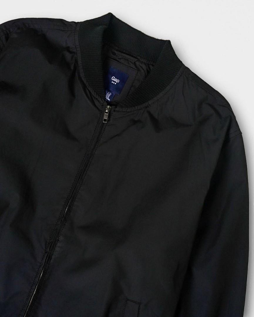 gap black bomber jacket