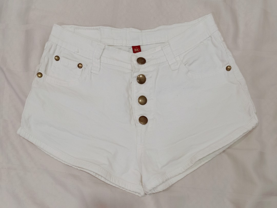 cloth booty shorts