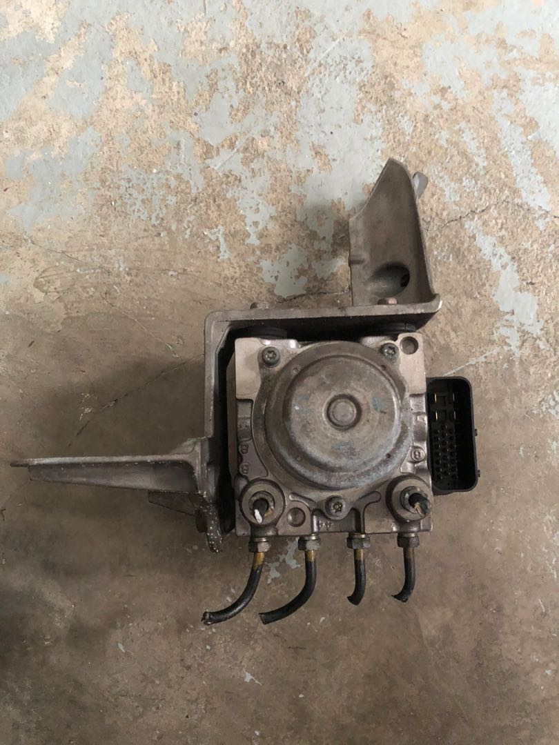 Honda Accord CL7 Euro R ABS Pump, Car Accessories, Accessories on Carousell