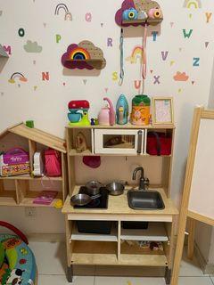 4 set Hanger MULIG (IKEA), Home u0026 Furniture, Others on Carousell