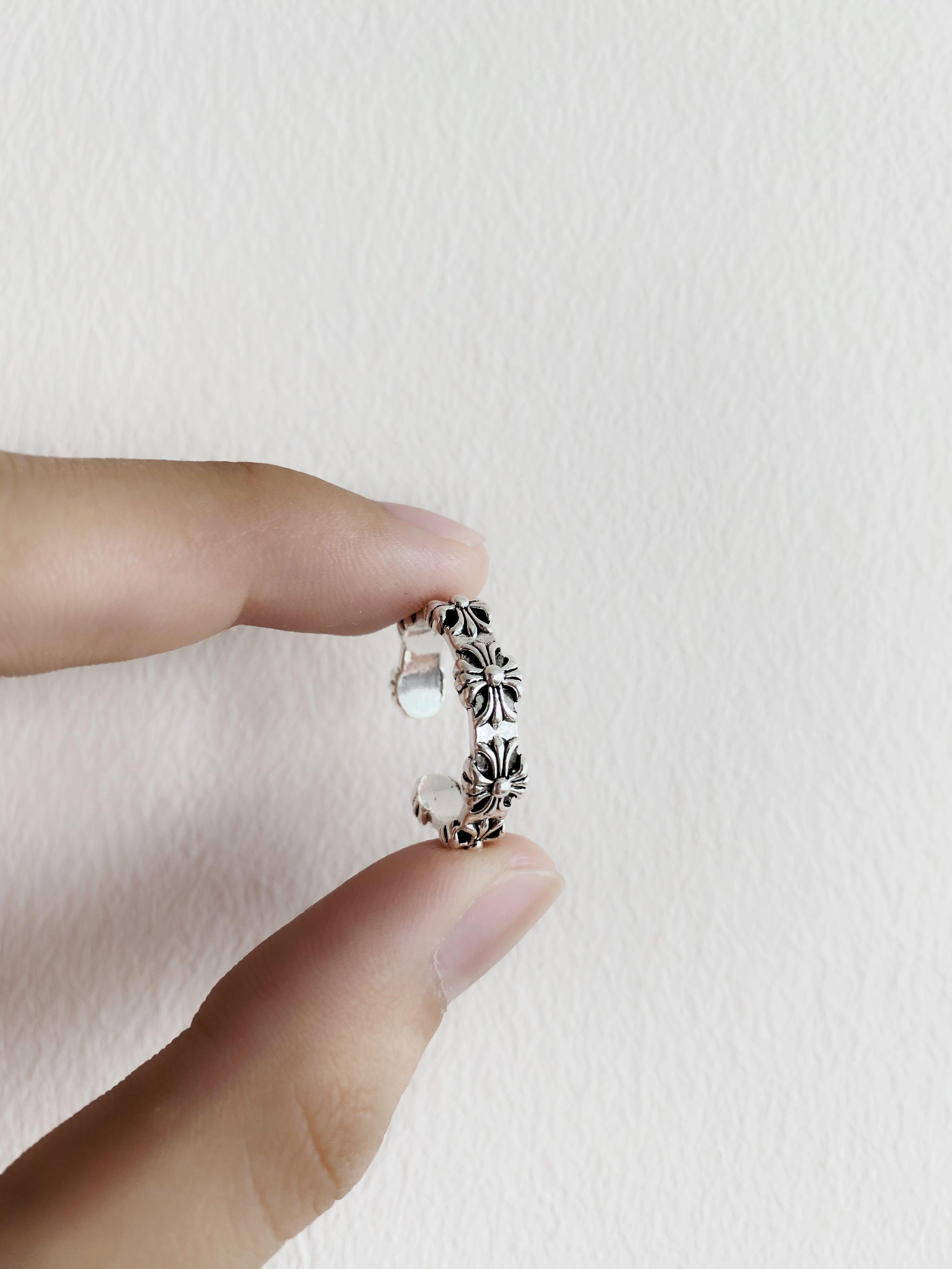 Chrome cheap hearts ring