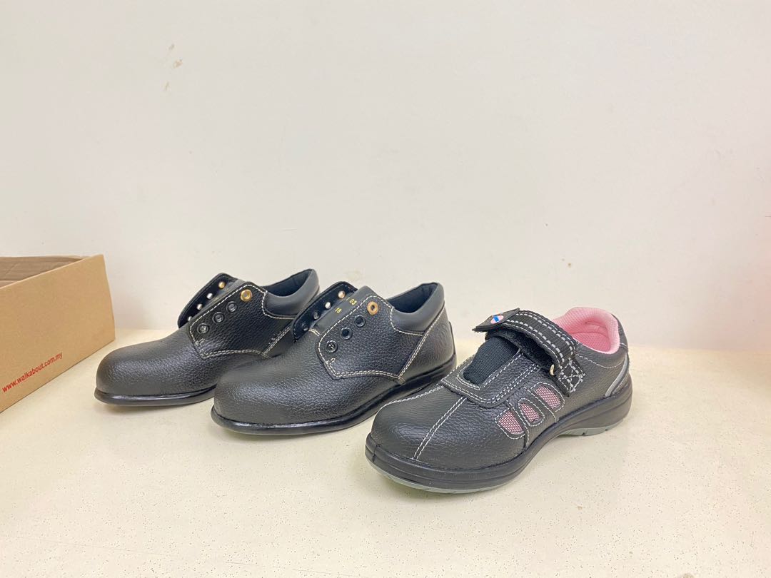 Safety best sale shoes perempuan