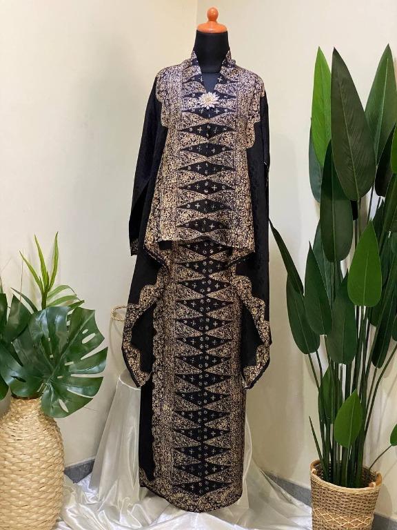 Kebaya Lace Kaftan Batik Pario Semi Sutera Viscose Indonesia Womens