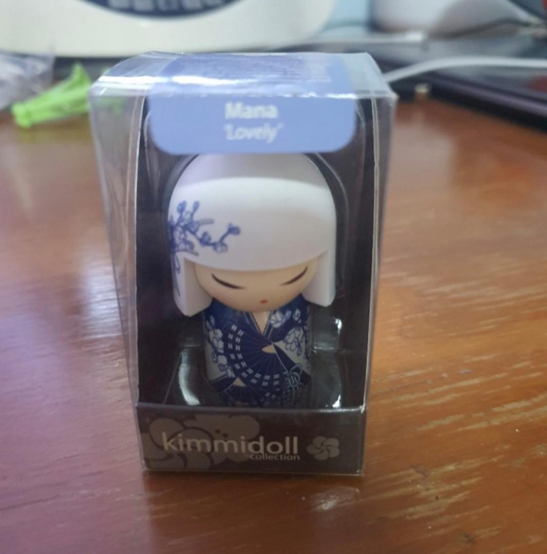 Kimmidoll Keychain (Category: Vintage Collectibles) located in Singapore. Submitted by xiaoxisell (Listing ID 1096166320, Image 1). Description: Kimmidoll Collection 1) Mana 'Lovely' My spirit is endearing and enchanting. With your sweet temperament and adorable ways you share my lovely spirit. Everywhere you go and in everything you do may the world always see all that is enchanting and beautiful in you. 2) Miuchi 'Friends' My spirit is loyal an
